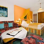 Hotel Zum Gourmet 4*
