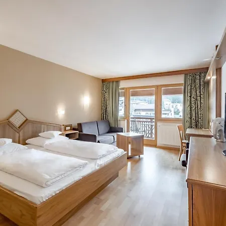 Zum Gourmet Hotel 4*