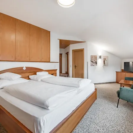 Hotel Zum Gourmet 4*