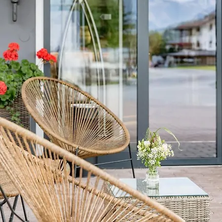 Zum Gourmet فندق 4*