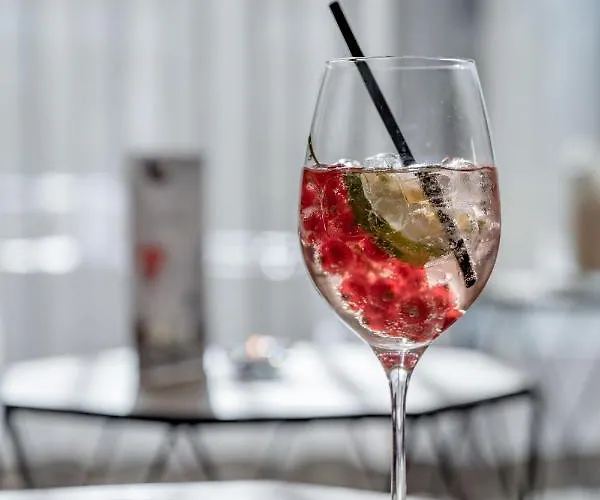 Готель Zum Gourmet 4*