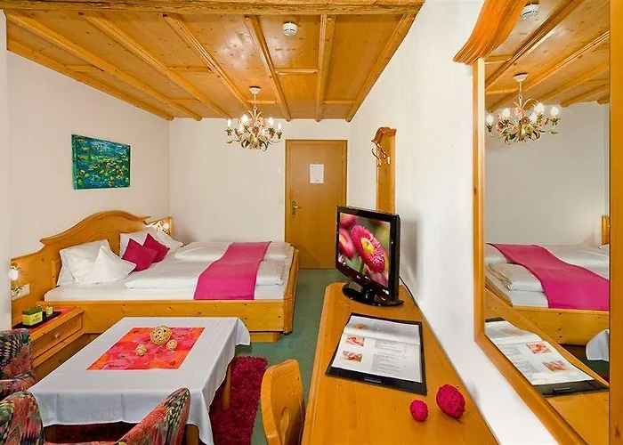 酒店 Zum Gourmet 蒂罗尔-泽费尔德